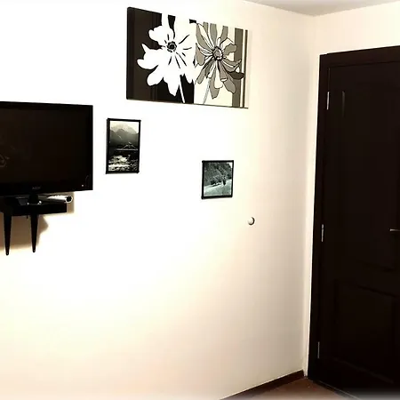 Apartment**** Anastasiia Ski Lift Area 반스코